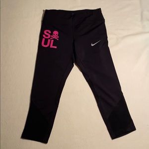 Nike Running Dri-Fit Soul Cycle Crop Leggings Med